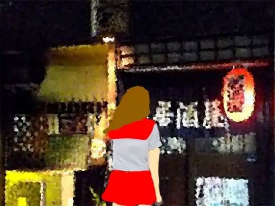 家出した女子校生が雨でずぶ濡れになってようやくたどり着いた、赤い提灯が軒先を照らす田舎の居酒屋